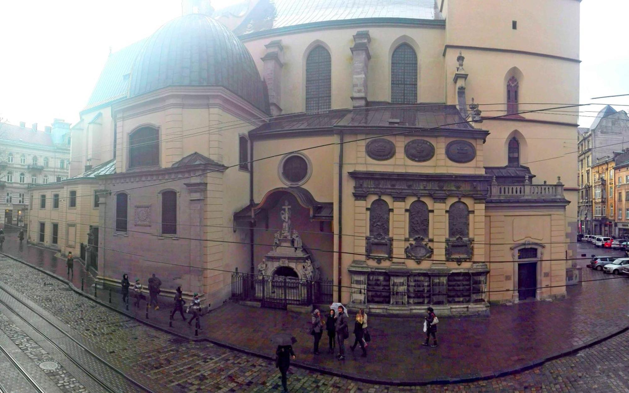 Apartment On Katedralna Liov Exterior foto